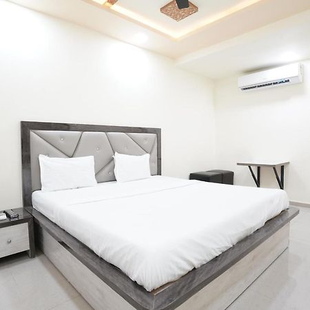 Hotel Ggc Inn Ahmedabad Luaran gambar